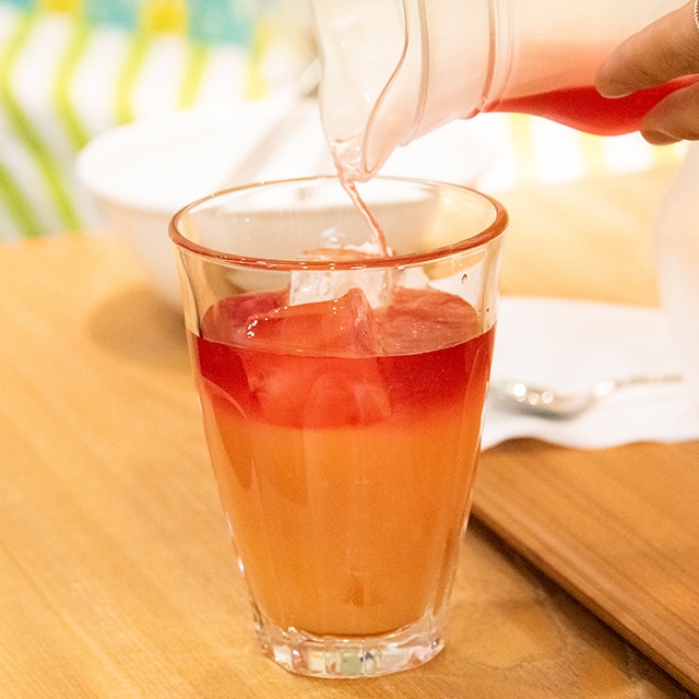 【レポート報告】「淹れたてのアイスティーの飲み比べと、ハーブティーとジュースで鮮やかなレイヤーをつくるアレンジのご紹介」東武百貨店池袋店